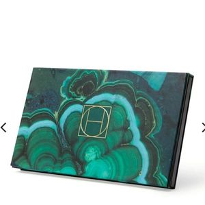 HIPDOT
Cenote Pressed Eyeshadow Palette